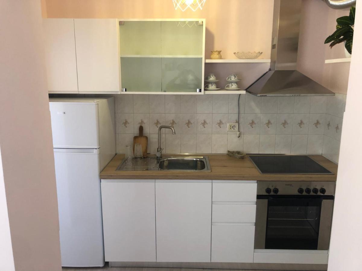 Itan'S Apartment-Lovely Guest Apartment In Center Τίρανα Εξωτερικό φωτογραφία