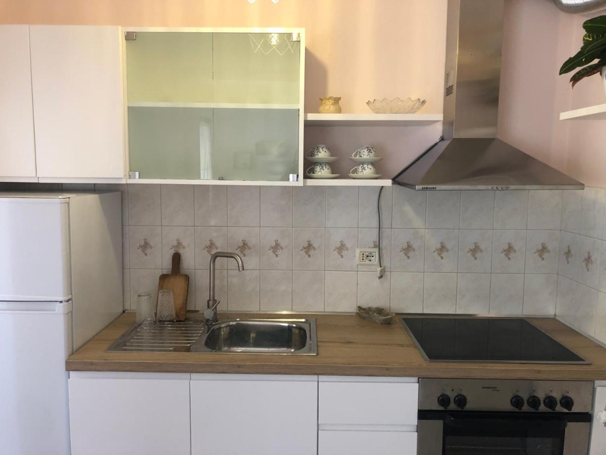 Itan'S Apartment-Lovely Guest Apartment In Center Τίρανα Εξωτερικό φωτογραφία