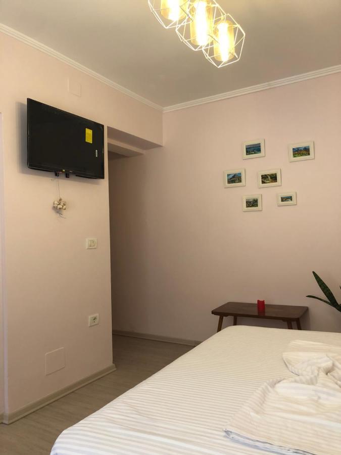 Itan'S Apartment-Lovely Guest Apartment In Center Τίρανα Εξωτερικό φωτογραφία