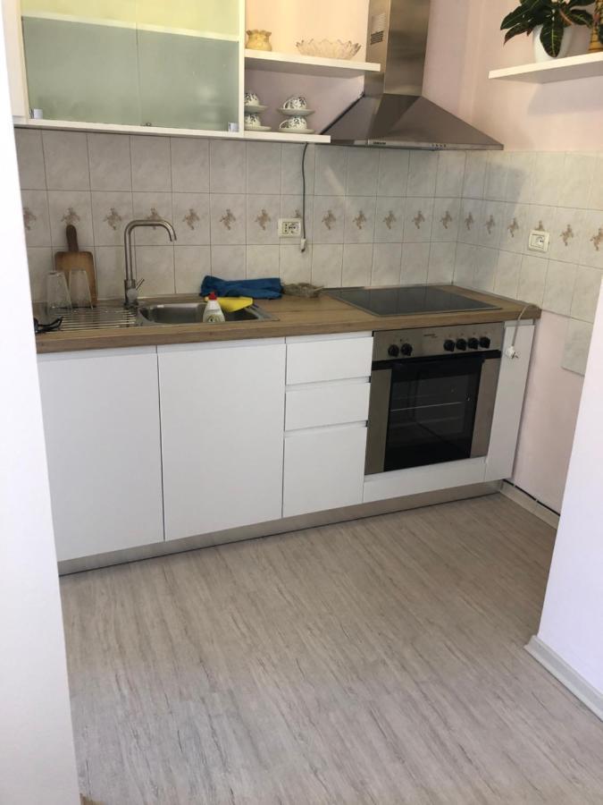 Itan'S Apartment-Lovely Guest Apartment In Center Τίρανα Εξωτερικό φωτογραφία